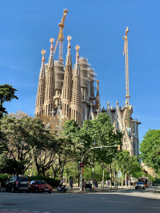 Experiencing Gaudí: La Sagrada Familia | The Travel Chica